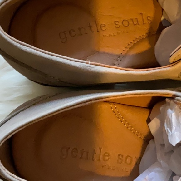 Gentle Souls Bestie Leather Shootie Women’s Mushroom Buckle Block Heel Size 8.5 - Picture 3 of 16